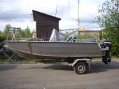 Лодка Беркут 430 (консольная)