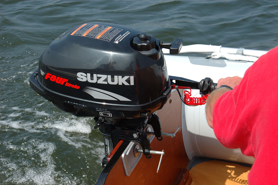 лодочный мотор suzuki df 2.5